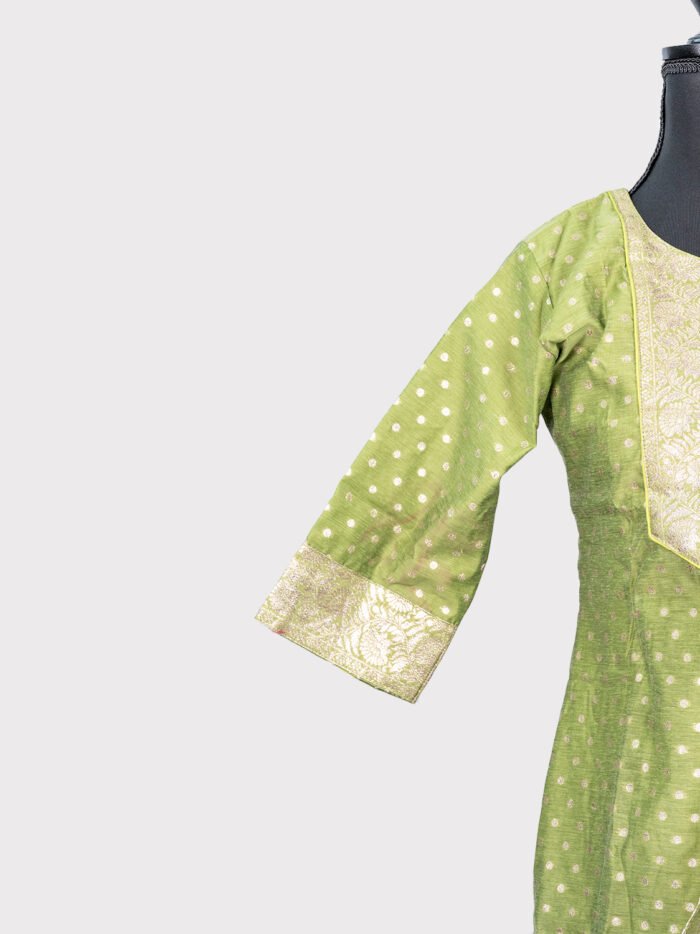 3-Piece-Kurti-Pant-Dupatta-Set-Chanderi-Silk-img-5