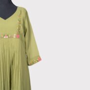 Aline-Kurti-Green-color-Fabric_-Georgette-3