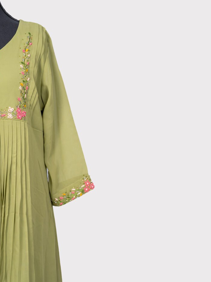 Aline-Kurti-Green-color-Fabric_-Georgette-3