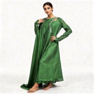 Umbrella-Anarkali-With-Dupatta--Fabric-_-Badhri-Silk