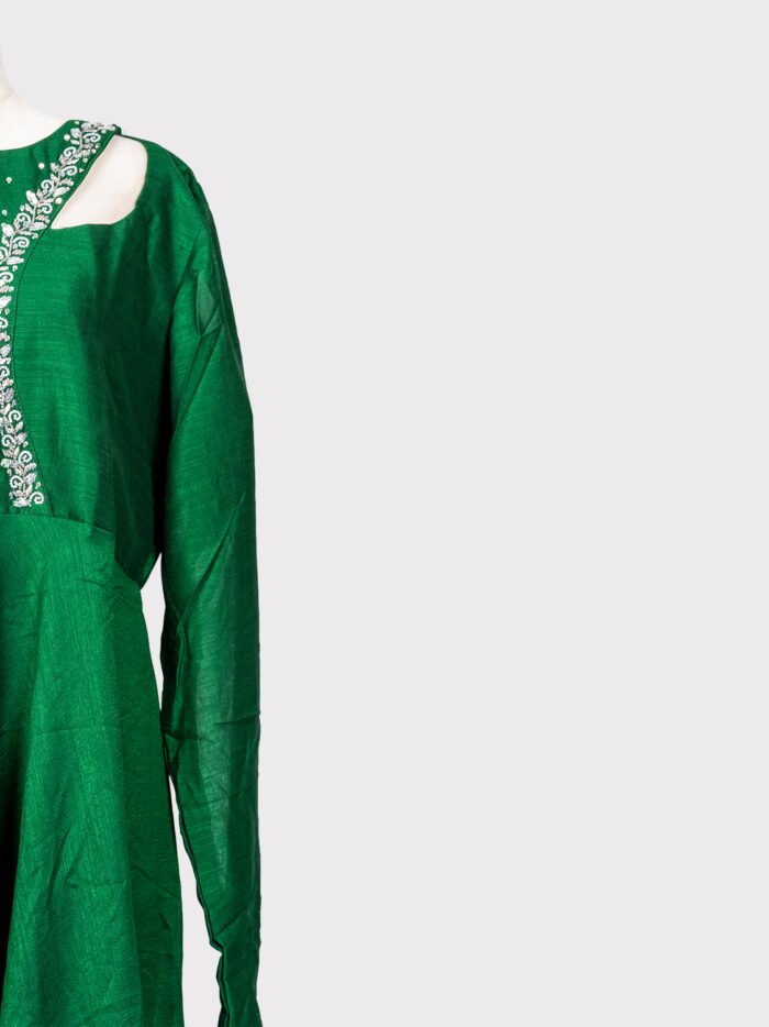 Umbrella-Anarkali-With-Dupatta--Fabric-_-Badhri-Silk-3